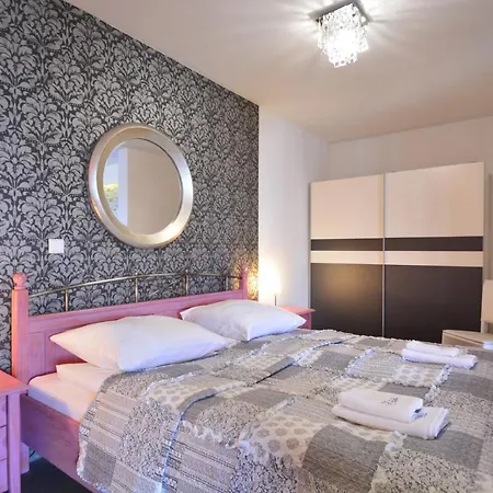Villa Concha - Centrum Miasta - Parking - Apartamenty Bryza 公寓 斯维诺乌伊希切