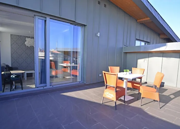 Concha-apartamenty Bryza-parking דירה *